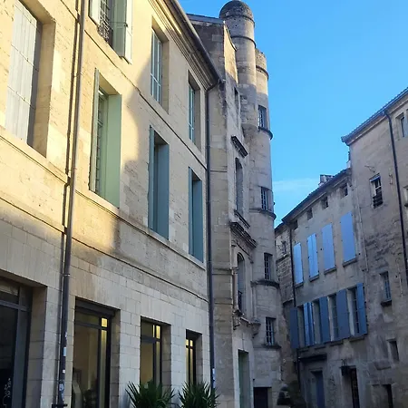 Place Aux Herbes Elegance Renaissance Appartement Uzès