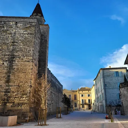 Place Aux Herbes Elegance Renaissance *
