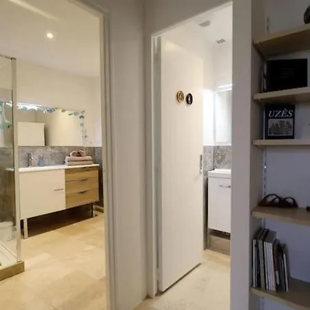 Place Aux Herbes Elegance Renaissance *