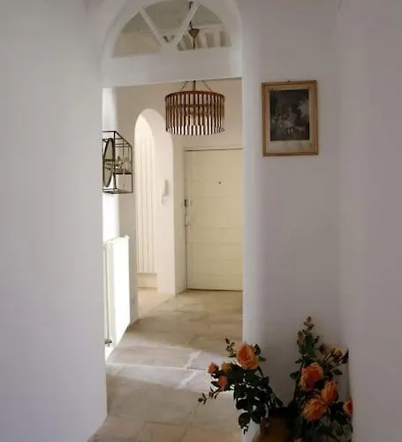 Place Aux Herbes Elegance Renaissance Apartamento