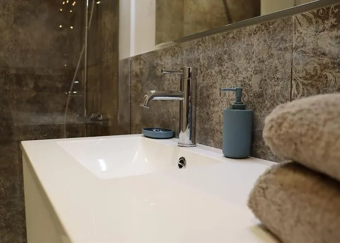 Apartamento Place Aux Herbes Elegance Renaissance